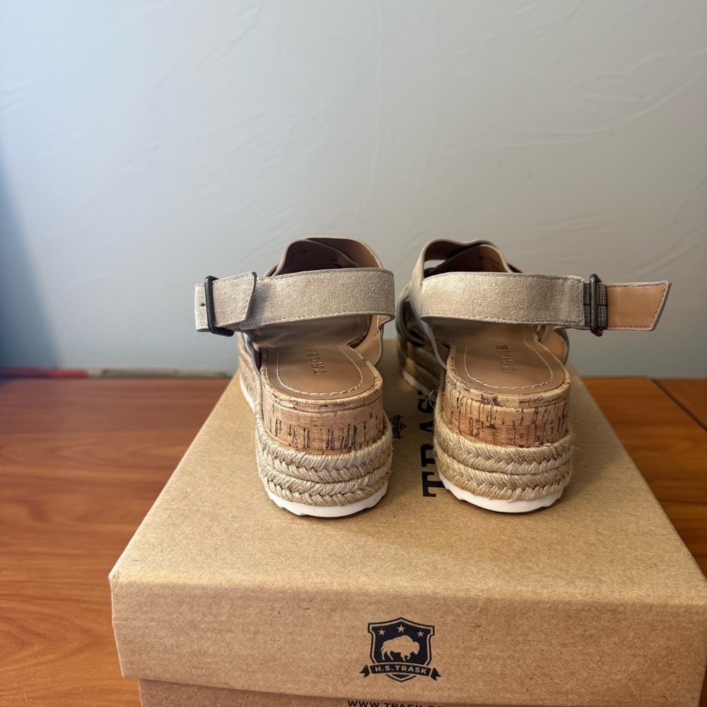 NIB Trask Women’s‎ Randi Espadrille Platform Sandals Taupe Oiled Suede 7.5 - Picture 5 of 7